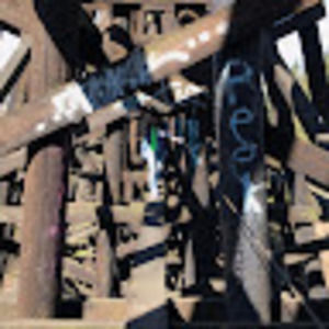 Meet your Posher, Esther